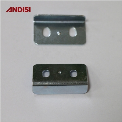 L Furniture Steel Flat Angle Bracket Connector with 0.8mm Thickness and 32x17x8.23mm Size